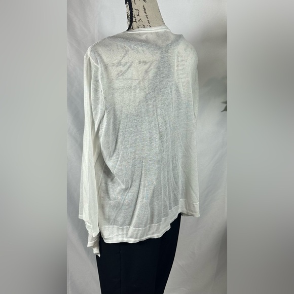 Chico's Cream Sweater Cardigan 🤍🤍🤍 - Picture 4 of 9